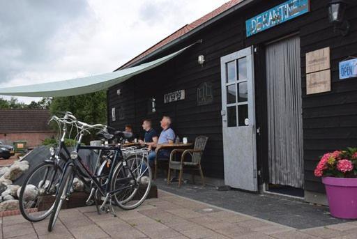 Locatie Het Knooppunt Engelse Chalet Нейс Екстер'єр фото