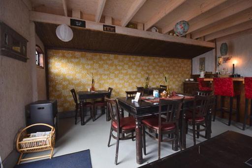 Locatie Het Knooppunt Engelse Chalet Нейс Екстер'єр фото